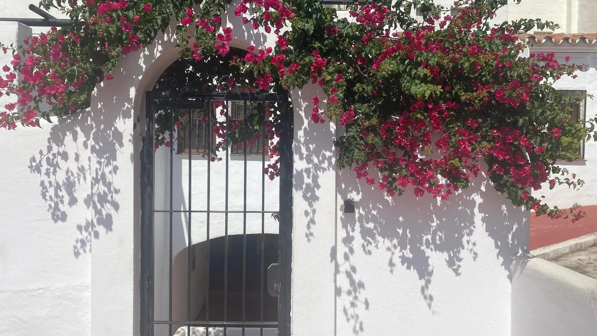 Lovely Two Bedroom Pueblo Evita Benalmadena