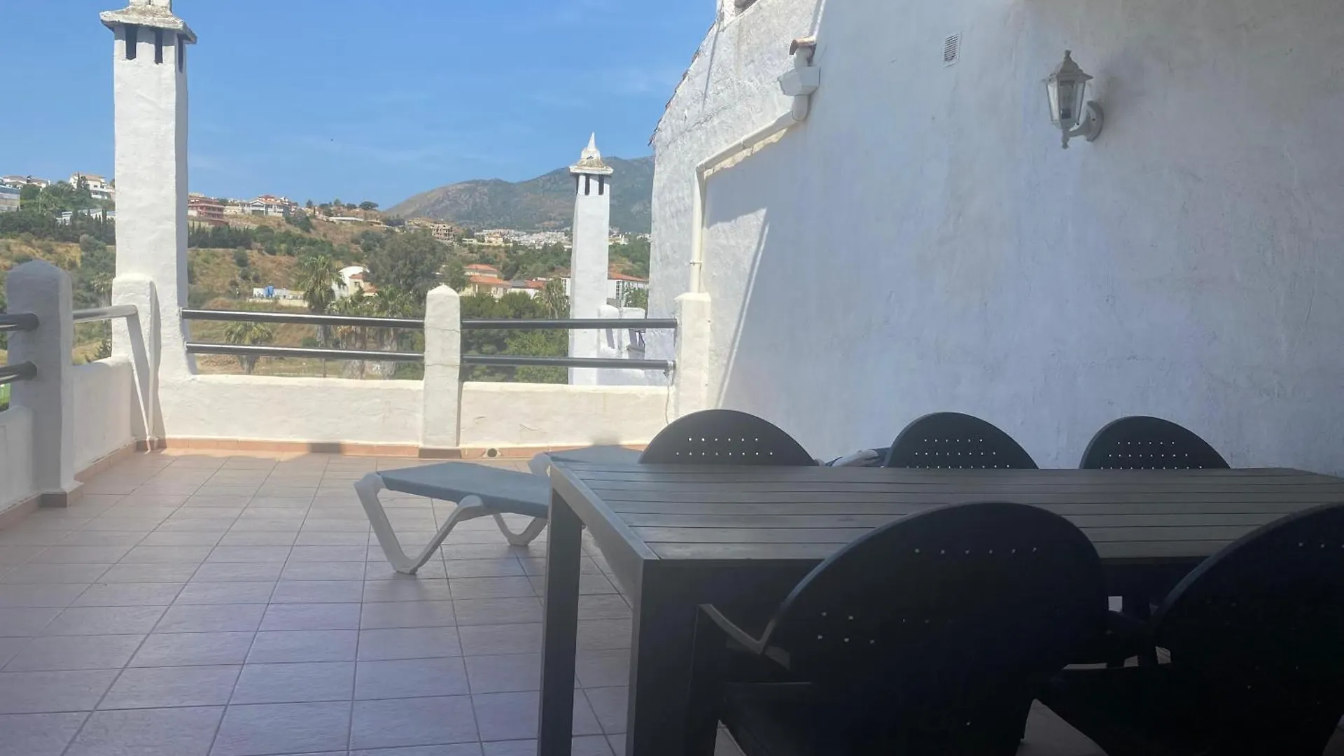 Lovely Two Bedroom Pueblo Evita Benalmadena Spain